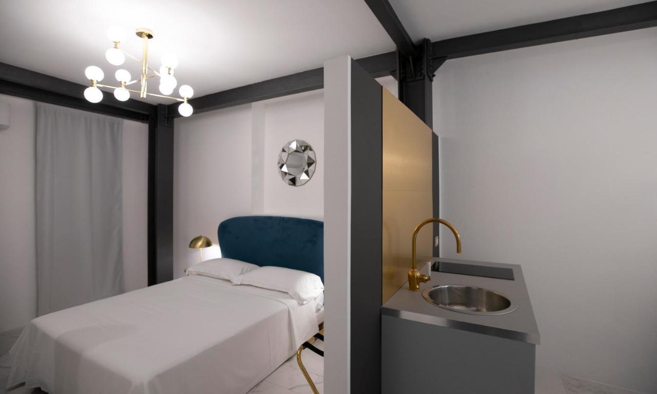 Azzoli Trapani - Apartments&Skypool - Adults Only 외부 사진