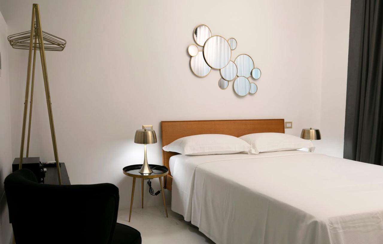 Azzoli Trapani - Apartments&Skypool - Adults Only 외부 사진