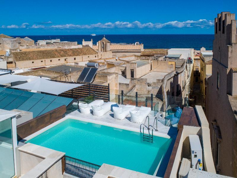 Azzoli Trapani - Apartments&Skypool - Adults Only 외부 사진
