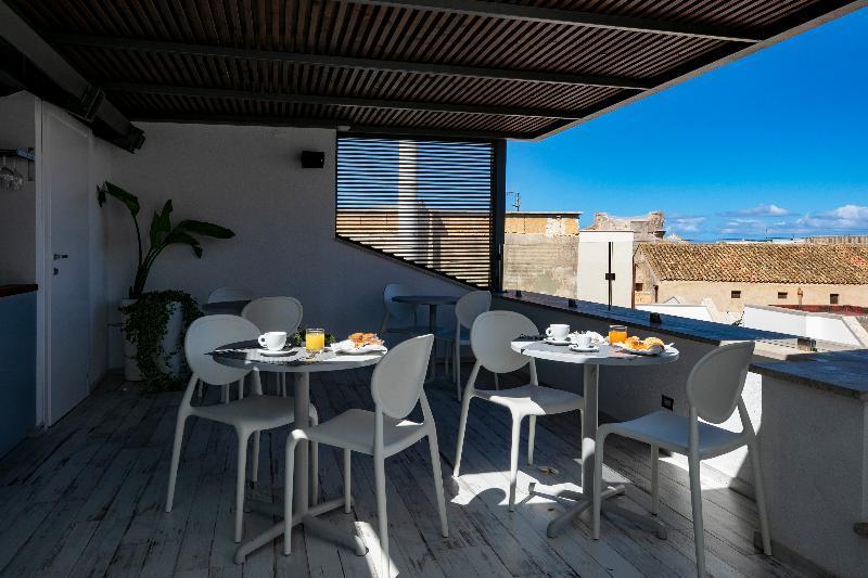 Azzoli Trapani - Apartments&Skypool - Adults Only 외부 사진