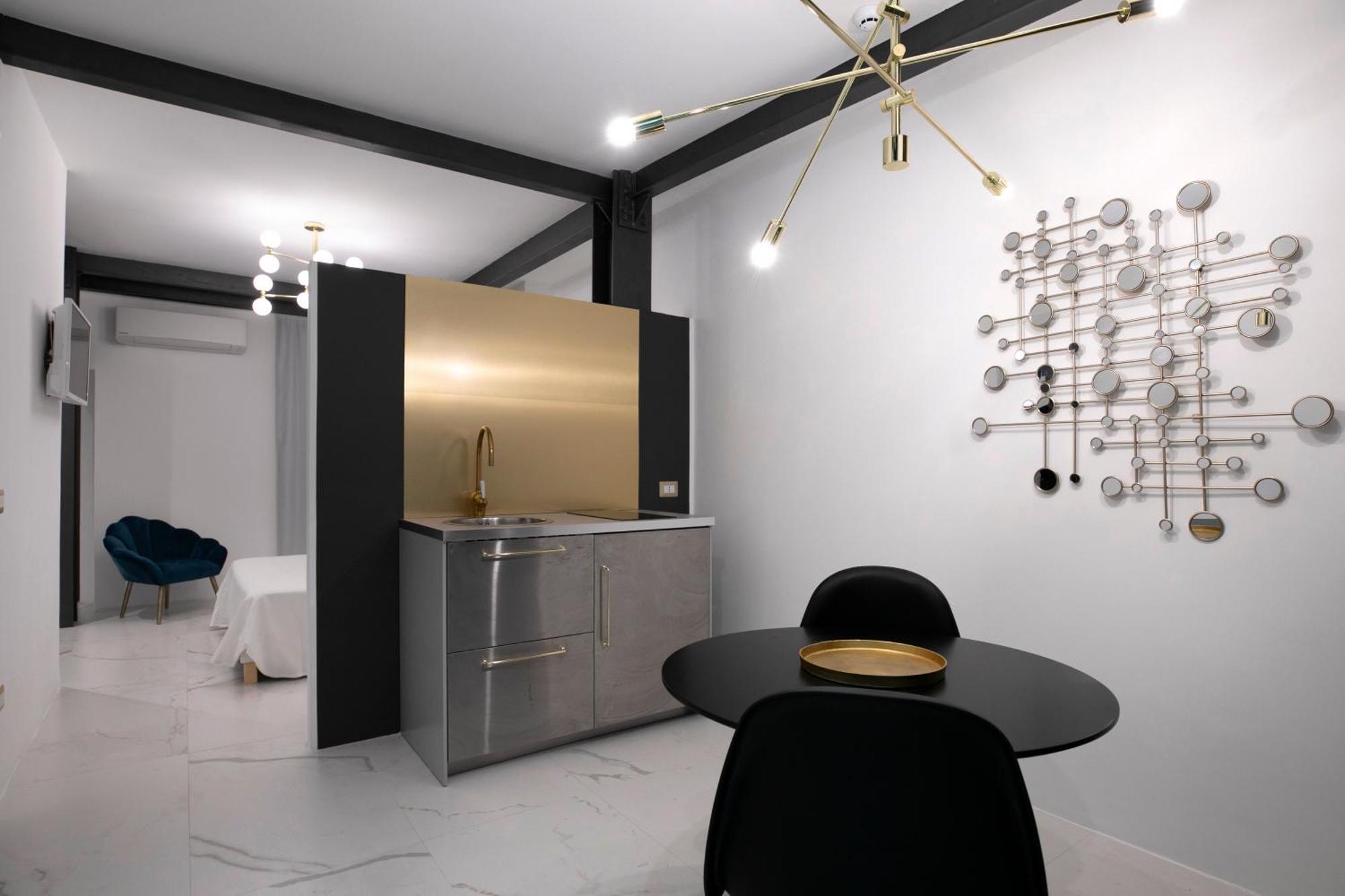 Azzoli Trapani - Apartments&Skypool - Adults Only 외부 사진